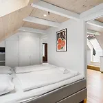 Charming Rooftop In Heart Of 스타방에르