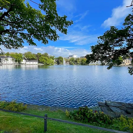 Charming Rooftop In Heart Of Apartment *