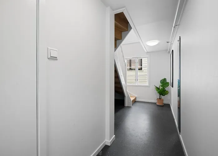 Charming Rooftop In Heart Of Appartamento *