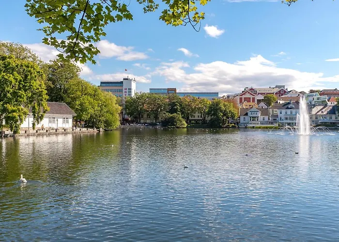 Charming Rooftop In Heart Of Appartamento *