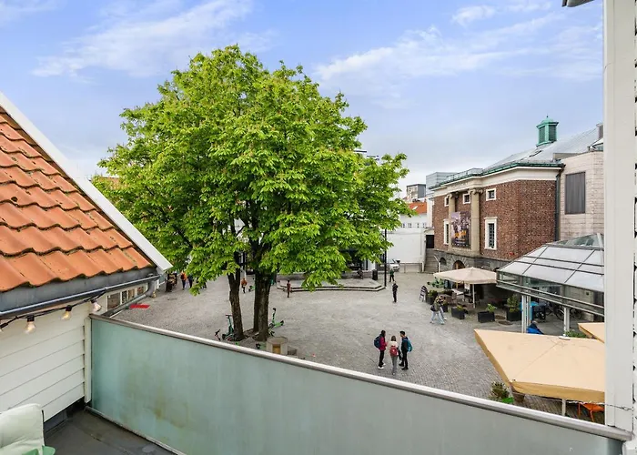 Charming Rooftop In Heart Of Appartamento *